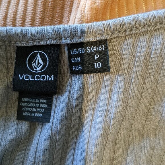 NWOT Small Volcom knit slip dress, Daze grey - Picture 4 of 9